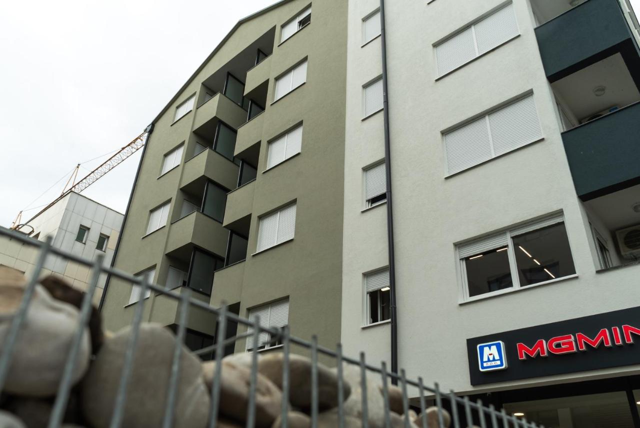 Lux Apartment III Prijedor Exteriör bild